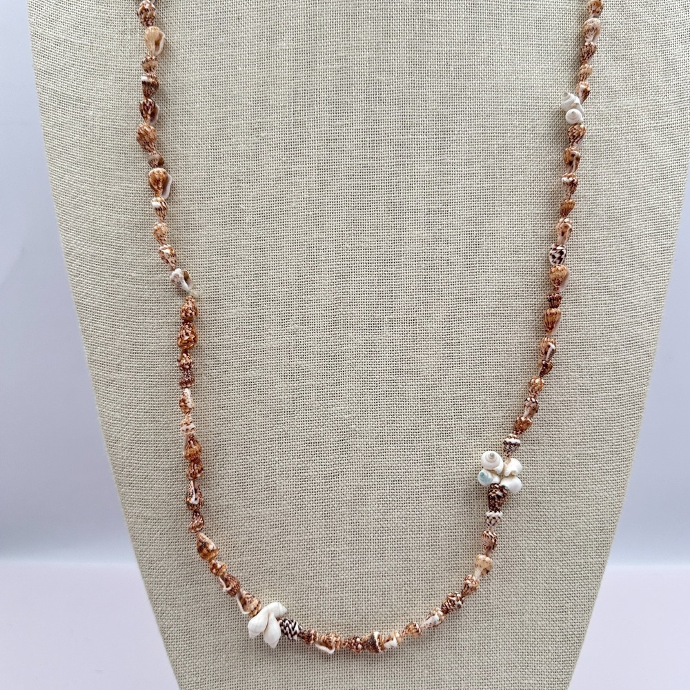 Vintage 90s Cowrie Shell Necklace Boho Beach Nautical Y2K Jewelry